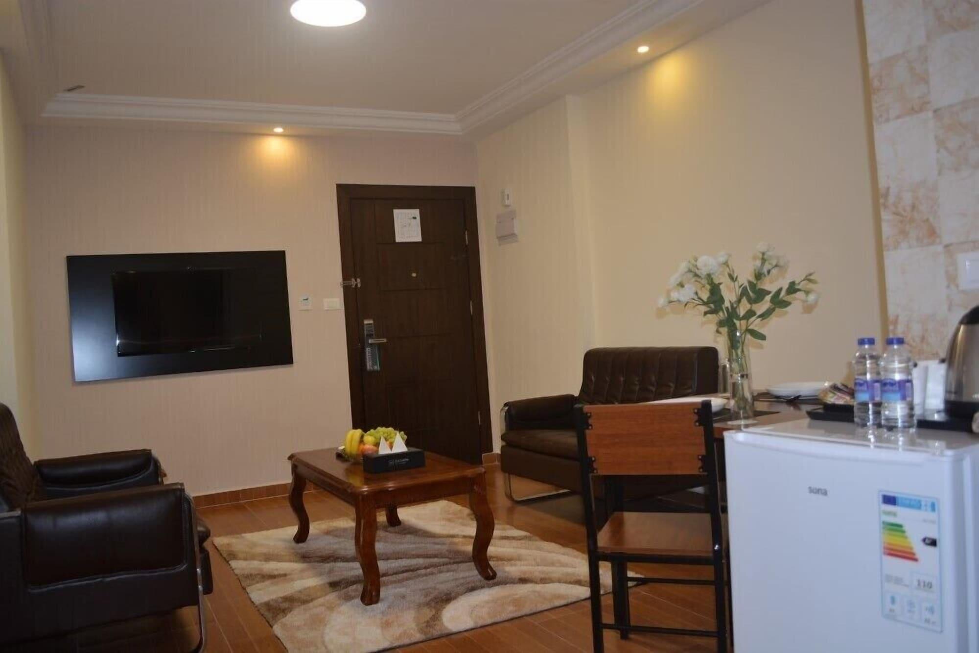Tilal Almadina Hotel & Suites Амман Экстерьер фото