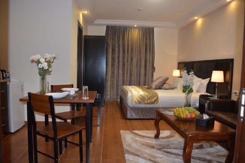 Tilal Almadina Hotel & Suites Амман Экстерьер фото