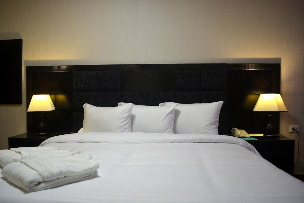 Tilal Almadina Hotel & Suites Амман Экстерьер фото