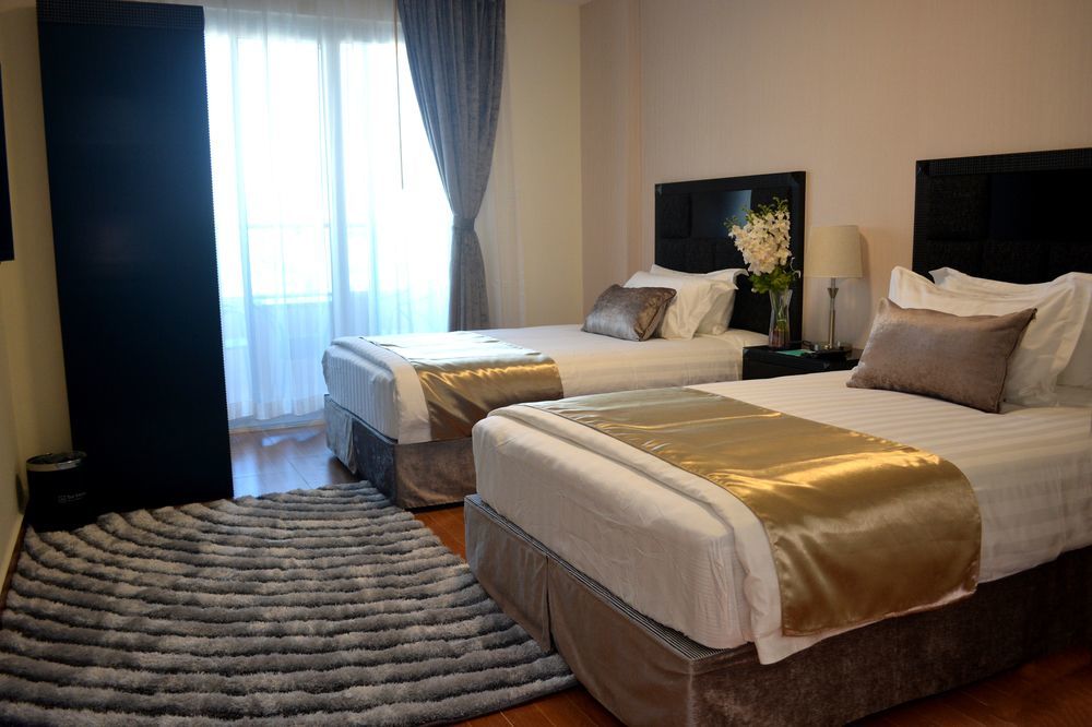 Tilal Almadina Hotel & Suites Амман Экстерьер фото
