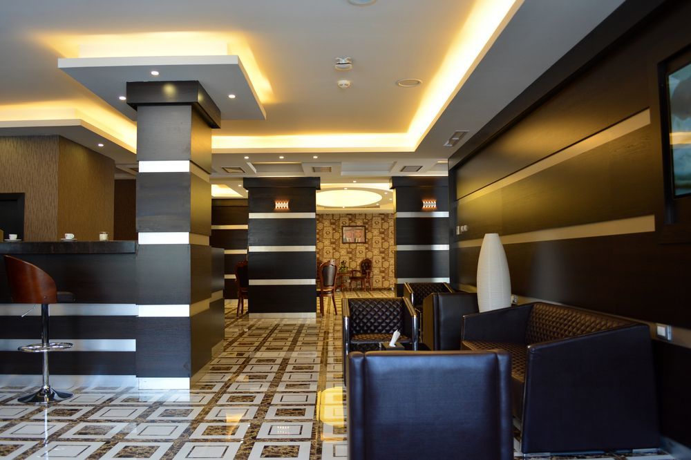Tilal Almadina Hotel & Suites Амман Экстерьер фото